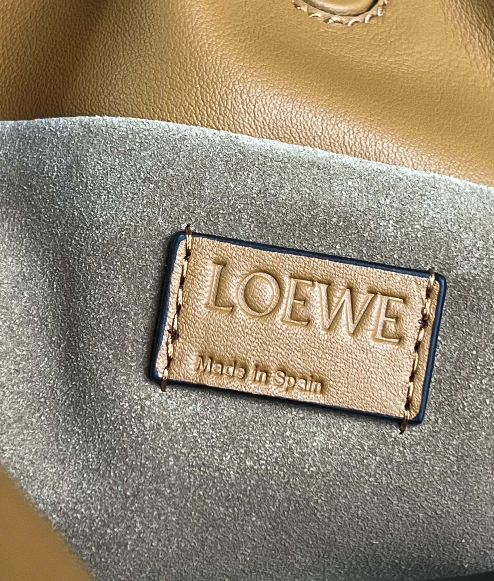 Loewe Medium Flamenco Clutch in Nappa Calfskin Warm Desert